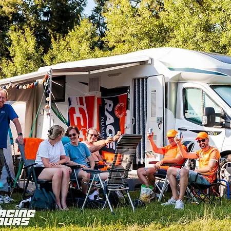 Racingtours Racecamp - Spielberg Campismo de Luxo Spielberg Bei Knittelfeld
